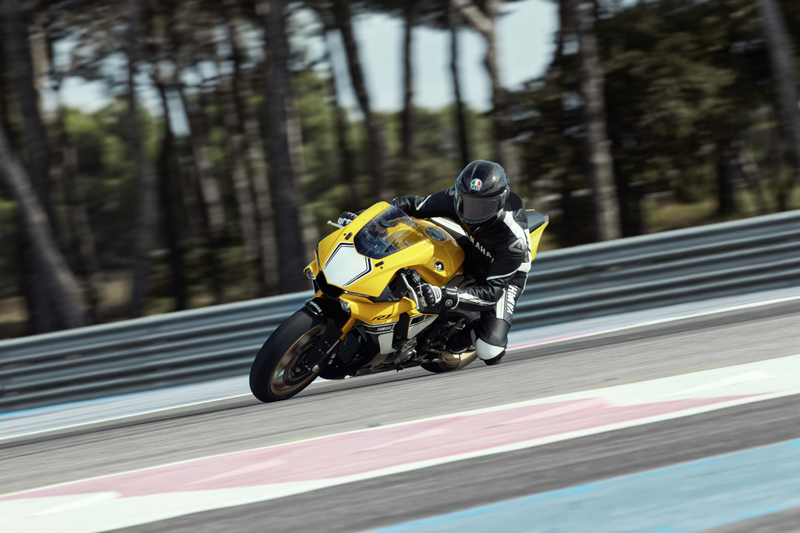 Illustration for article titled This Yamaha Speed Block Livery Is So Hot Right Now